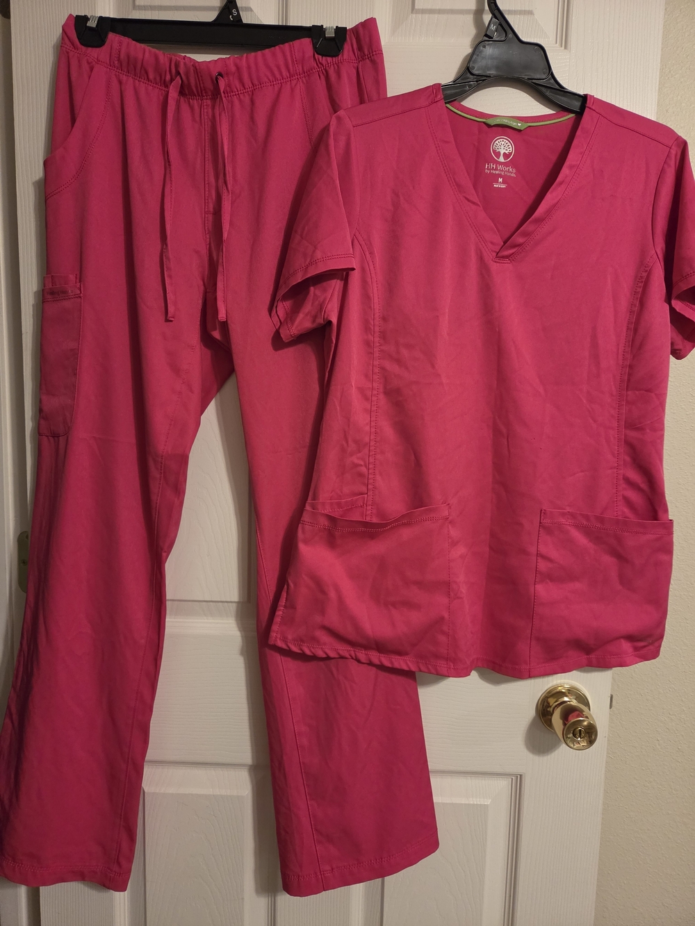 Healing hands Women's V-Neck Scrub Set - Hot Pink